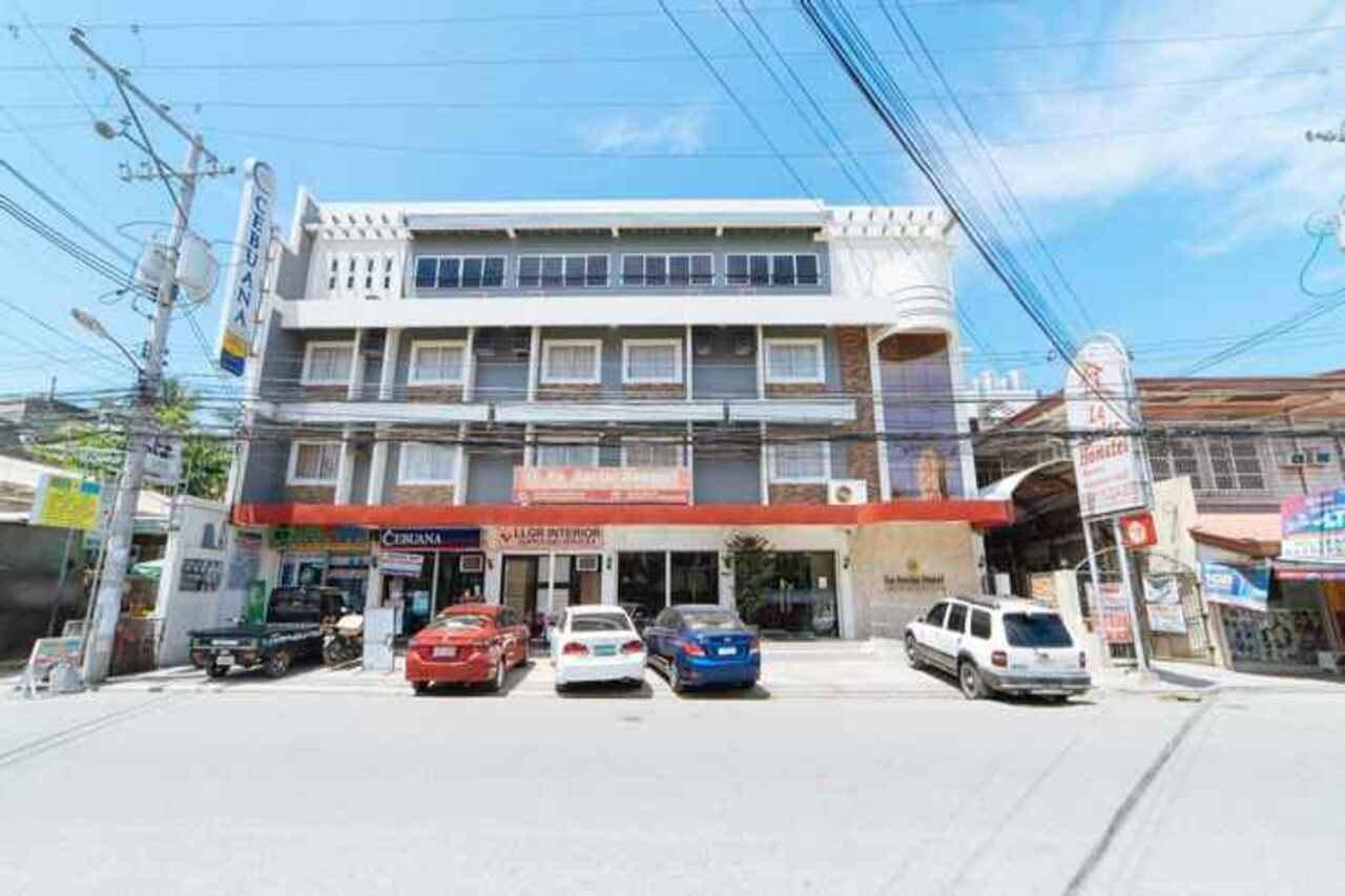 La Anclar Hotel Davao Экстерьер фото