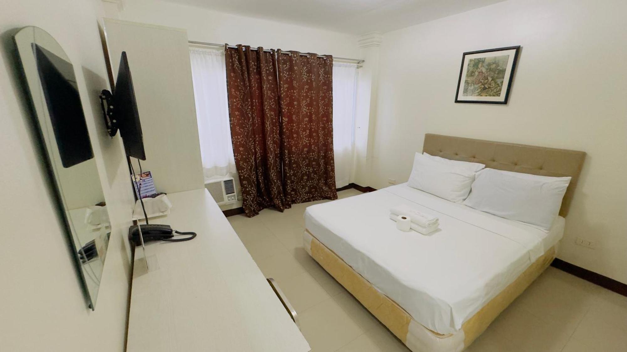 La Anclar Hotel Davao Экстерьер фото
